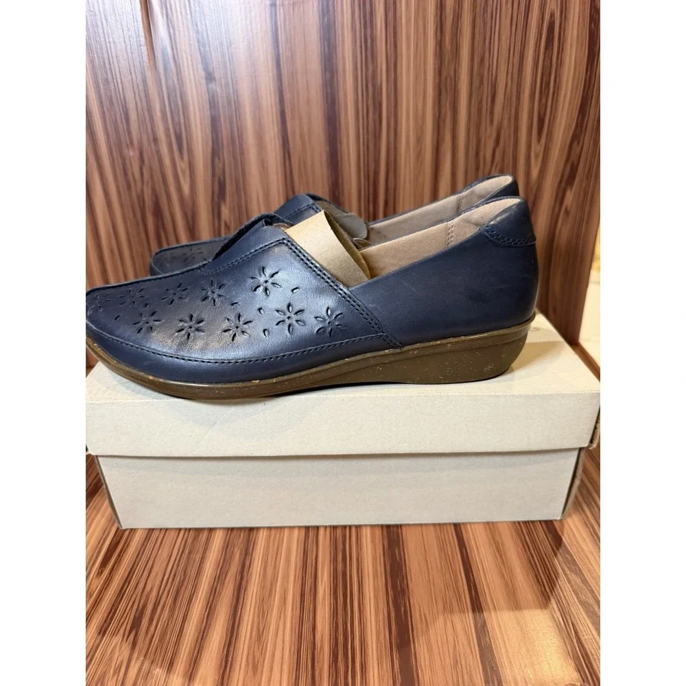 Clarks Everlay Dairyn Navy Leather Slip On Loafers Women's 9W Wide Comfort Shoes